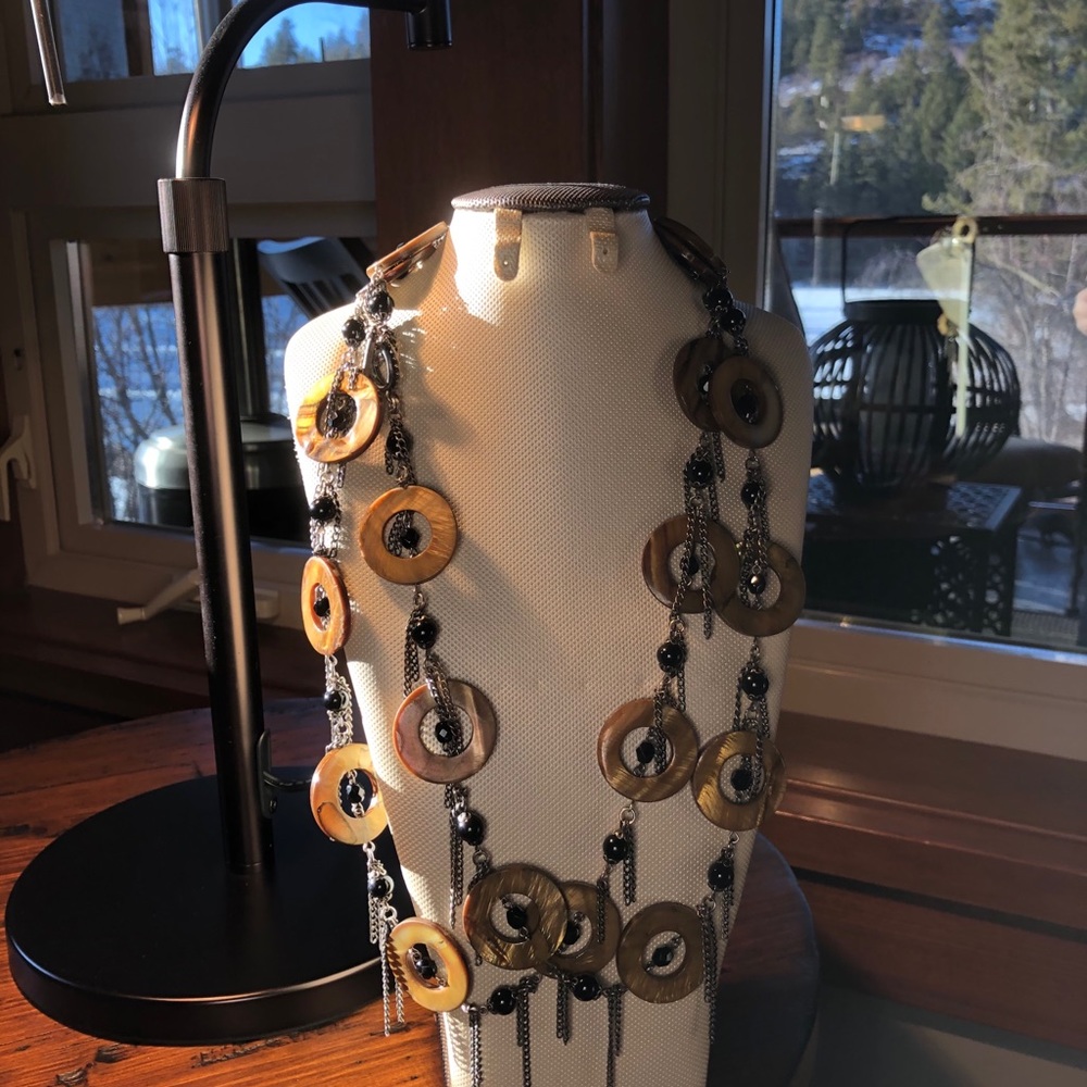 💋Necklace (Tiger Eye) Purchased from Holt Renfrew